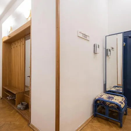 4-кімнатні біля м. палац спорту * Kiev